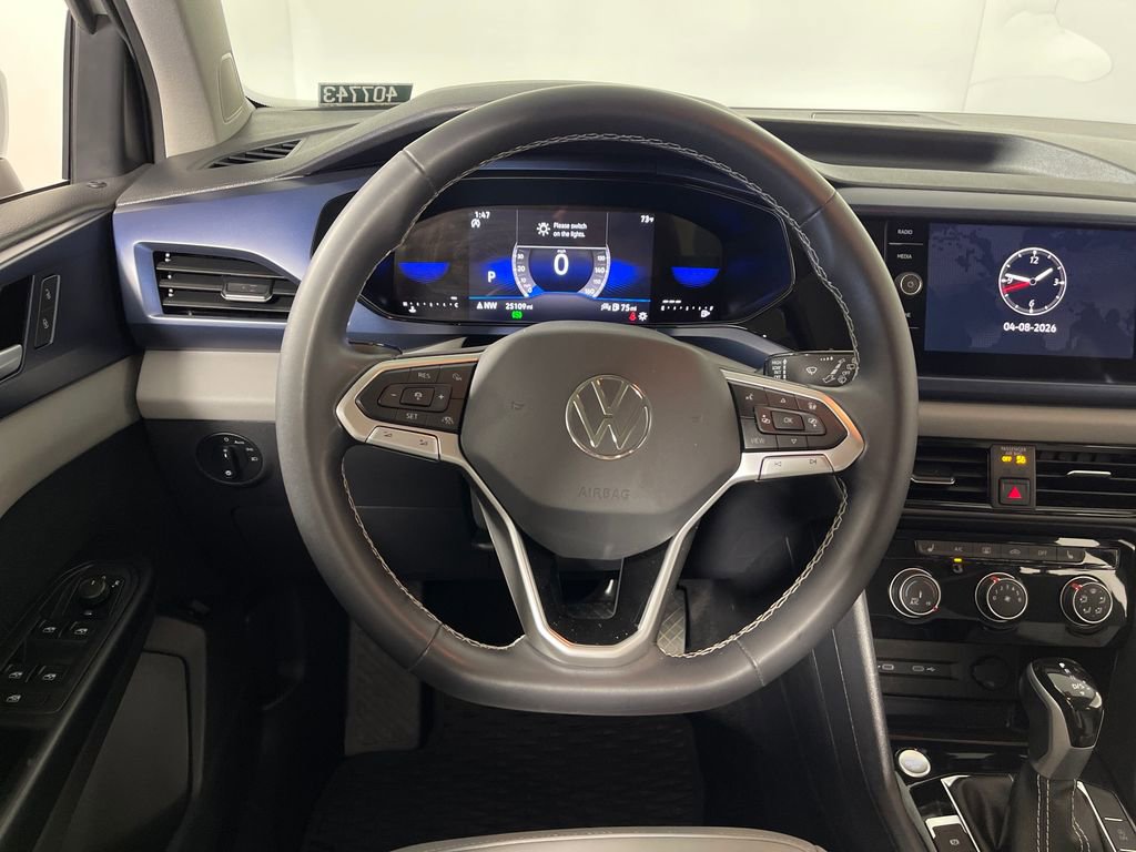Used 2023 Volkswagen Taos SE FWD image 15
