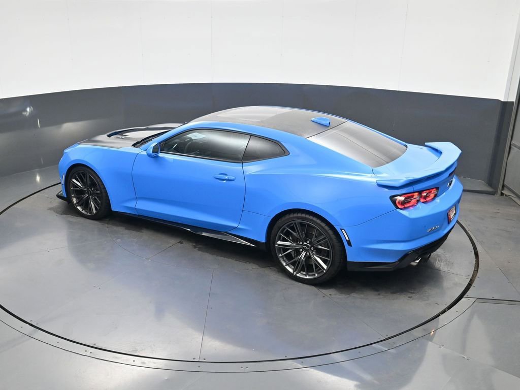Used 2022 Chevrolet Camaro ZL1 image 21