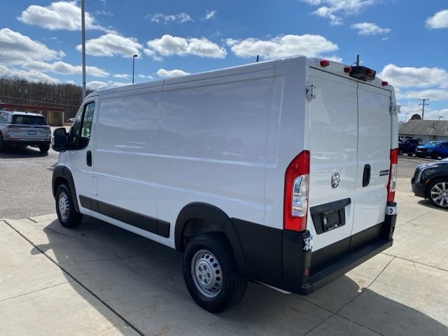 Used 2025 RAM ProMaster 2500 w/ Convenience Group FWD image 6