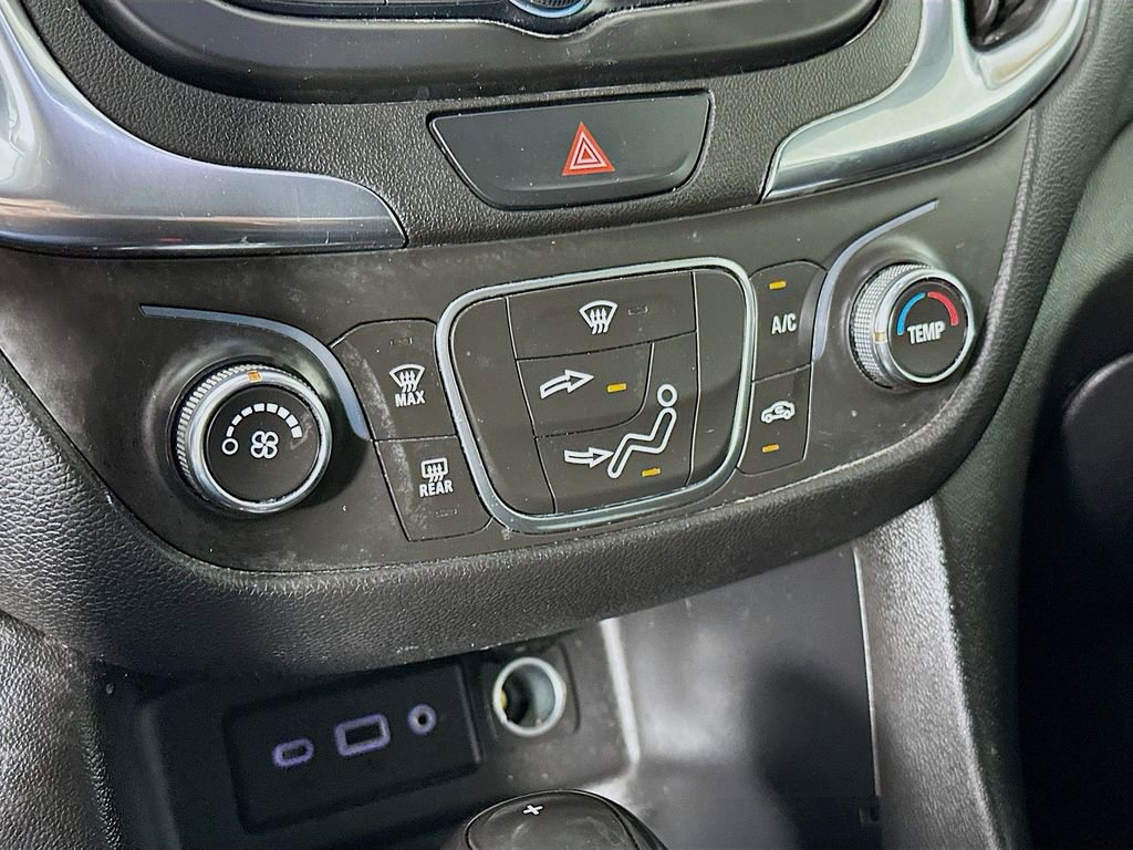 Used 2020 Chevrolet Equinox LT w/ LPO, Floor Liner Package image 21