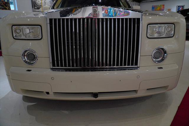 Used 2009 Rolls-Royce Phantom Sedan image 6