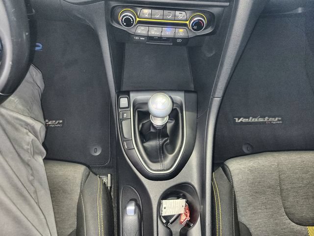 Used 2020 Hyundai Veloster Turbo R-Spec FWD image 20