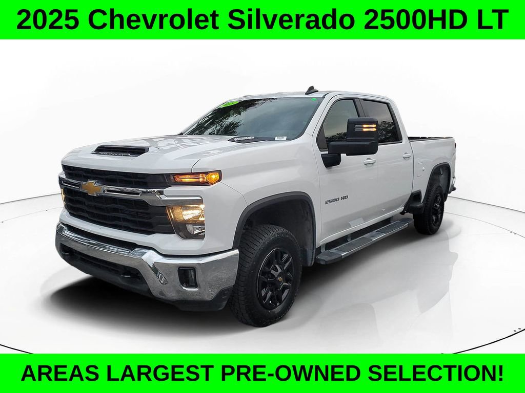 Used 2025 Chevrolet Silverado 2500 LT w/ Convenience Package image 3