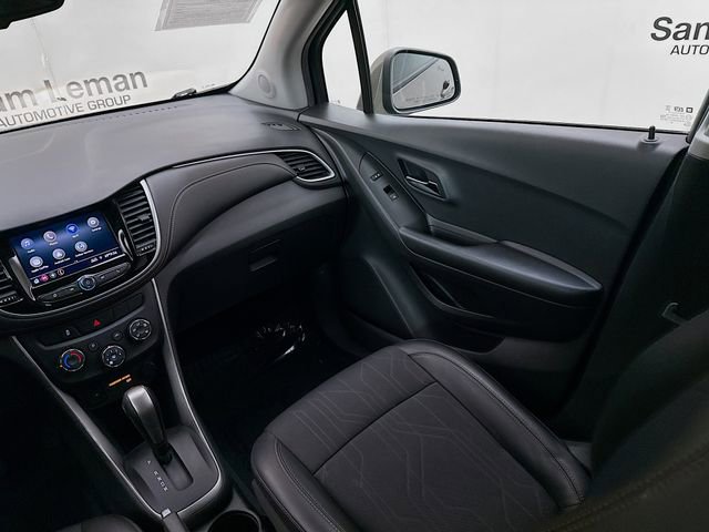 Used 2021 Chevrolet Trax LT w/ Driver Confidence Package image 21
