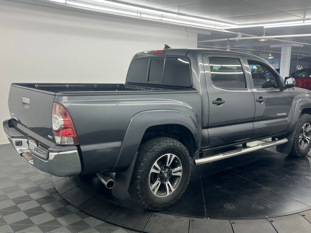 Used 2015 Toyota Tacoma PreRunner w/ SR5 Package RWD image 5