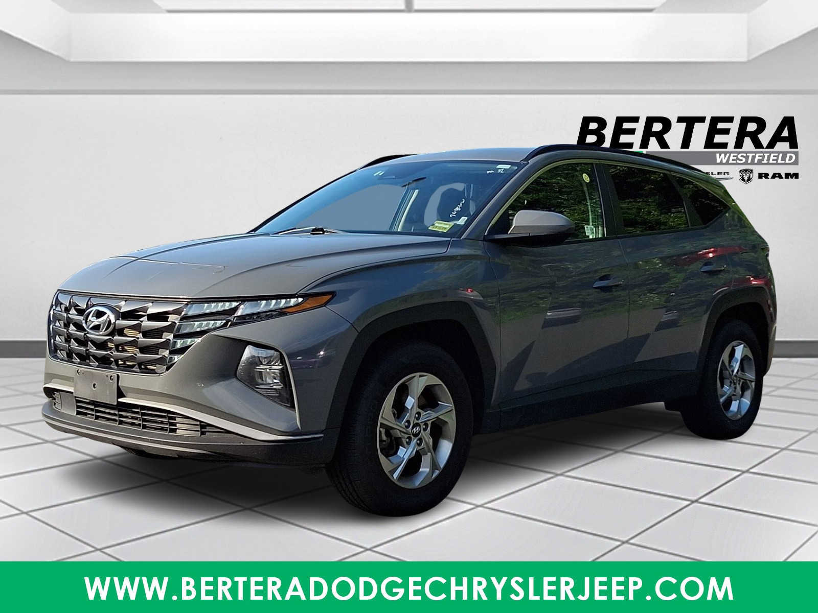 Used 2024 Hyundai Tucson SEL AWD/4WD image 3