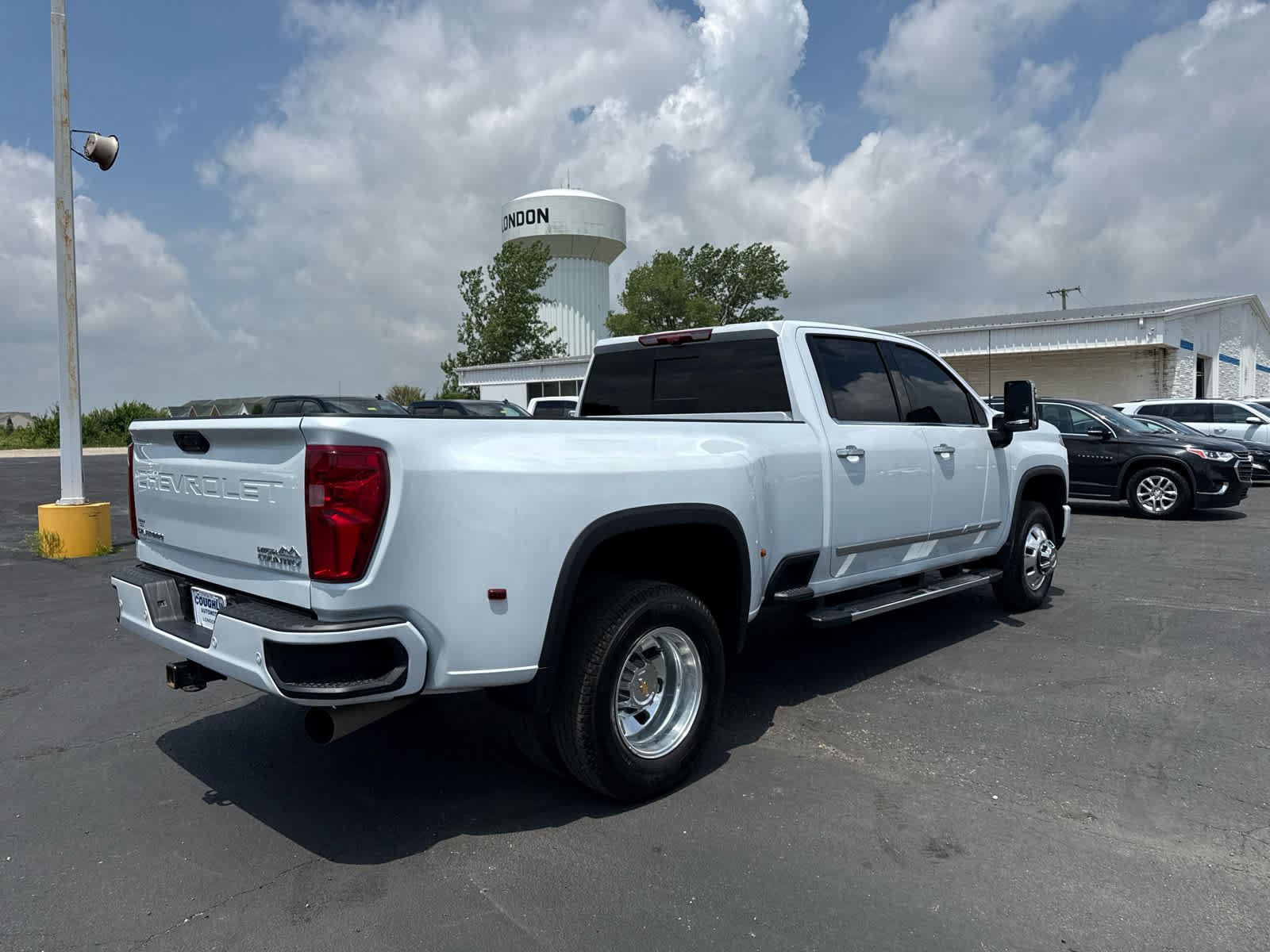 Certified 2026 Chevrolet Silverado 3500 High Country w/ High Country Premium Package AWD/4WD image 5
