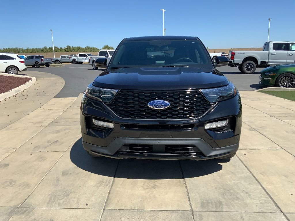 Used 2022 Ford Explorer ST w/ Equipment Group 401A image 2