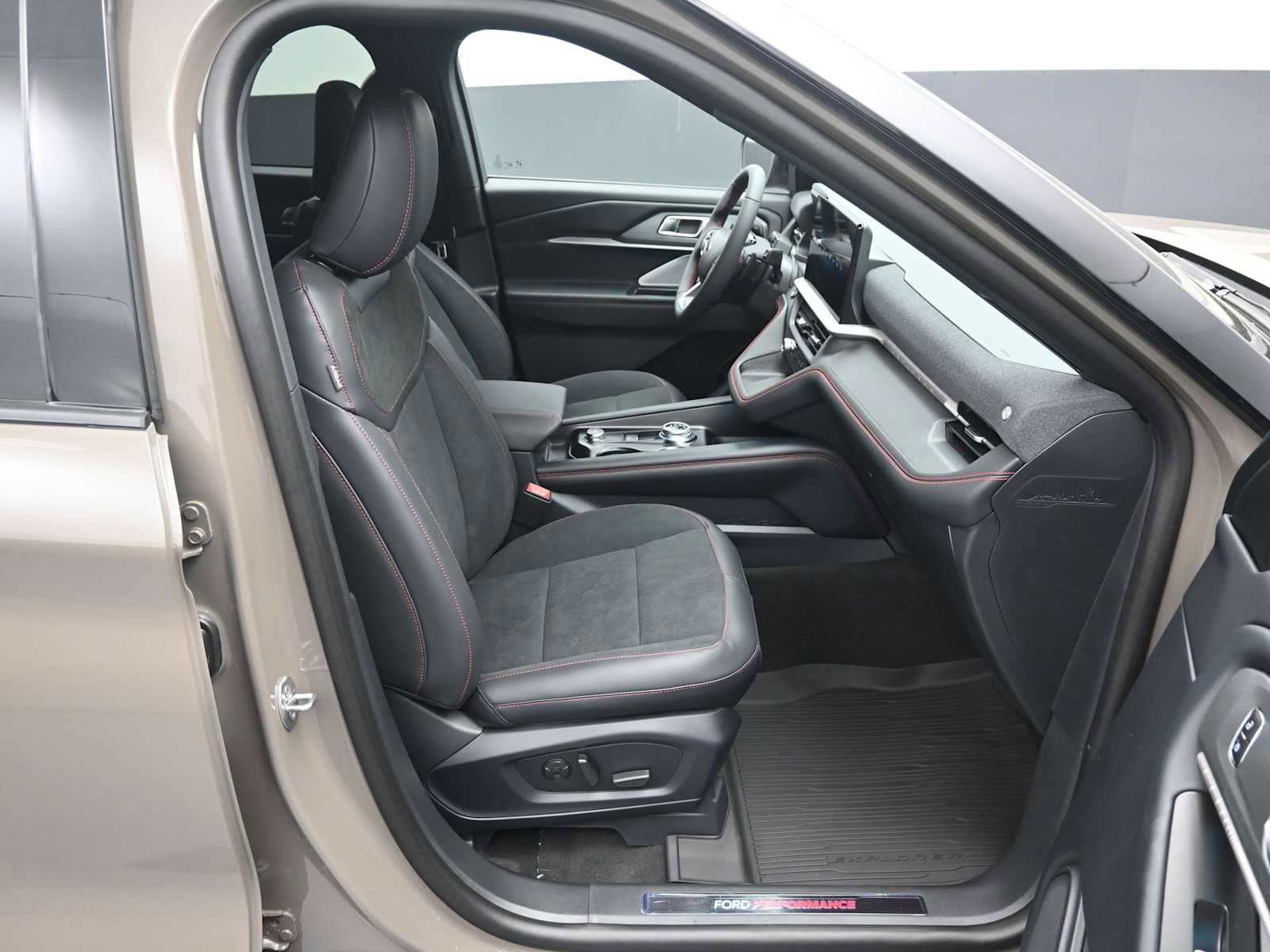 New 2026 Ford Explorer ST image 12