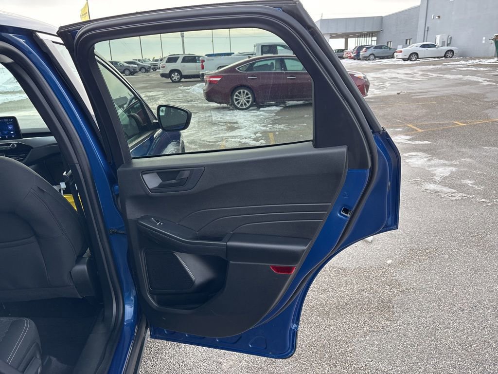 Used 2023 Ford Escape Active image 13