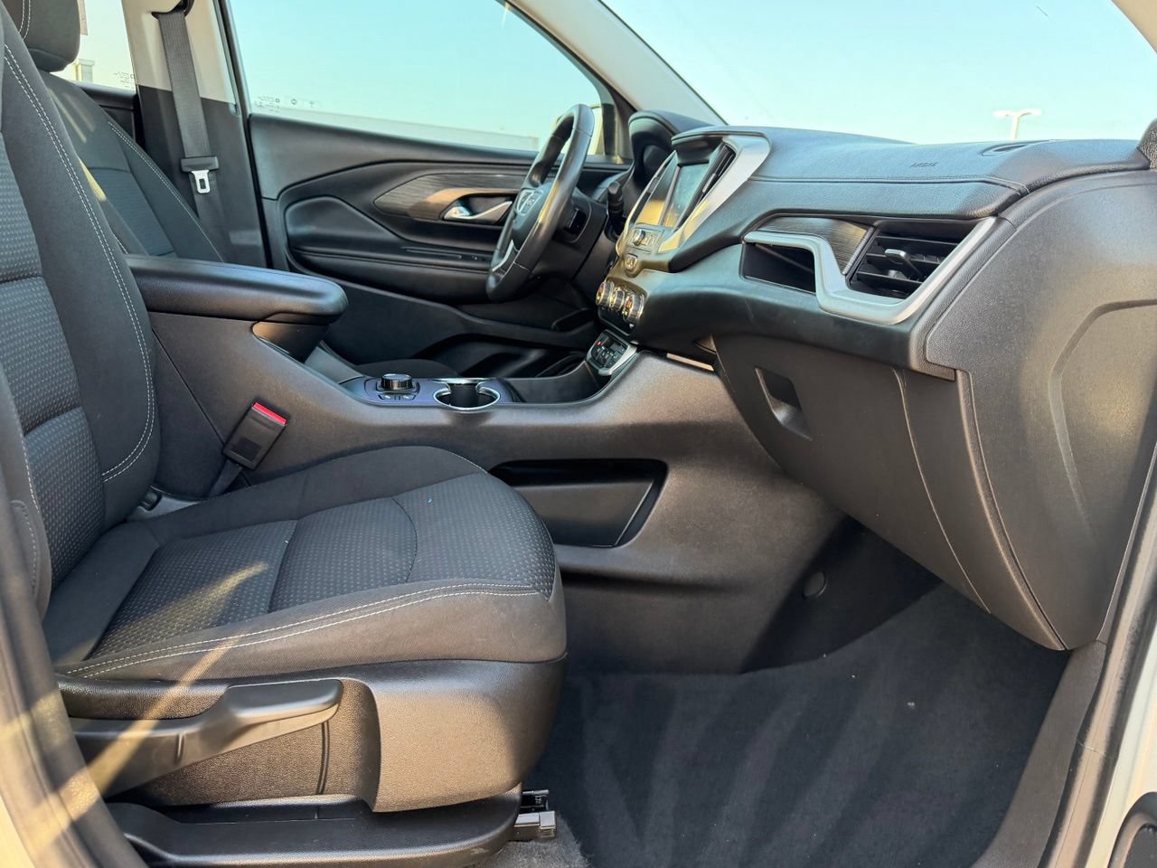 Used 2022 GMC Terrain SLE w/ Driver Convenience Package FWD image 37