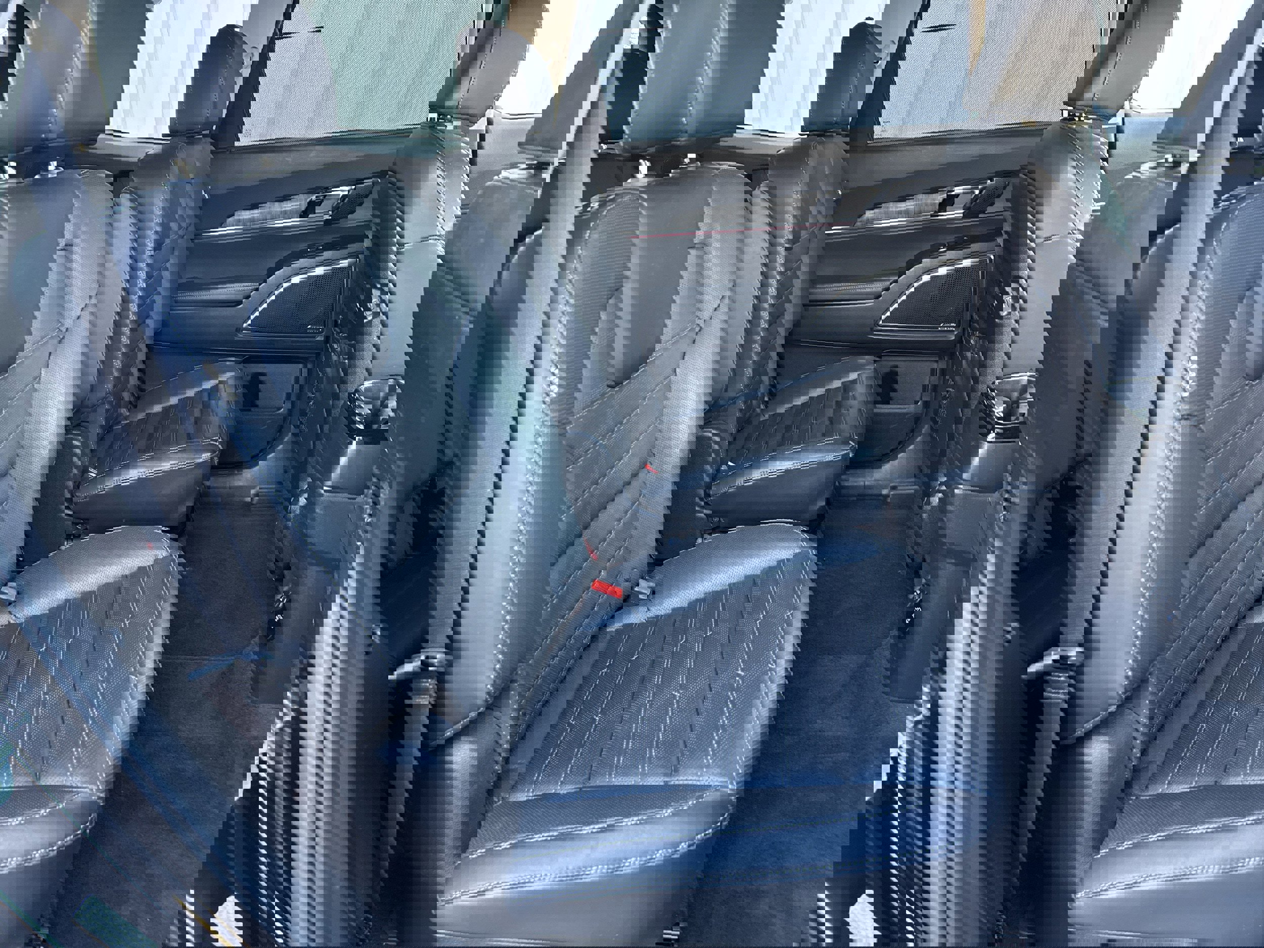 Used 2024 Kia Telluride SX Prestige w/ Towing Package AWD/4WD image 18