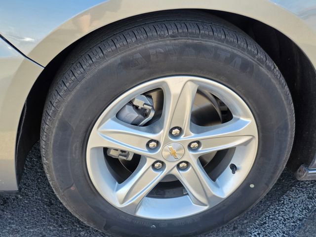 Used 2024 Chevrolet Malibu LS image 14