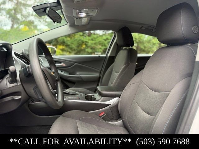 Used 2018 Chevrolet Volt LT FWD image 8