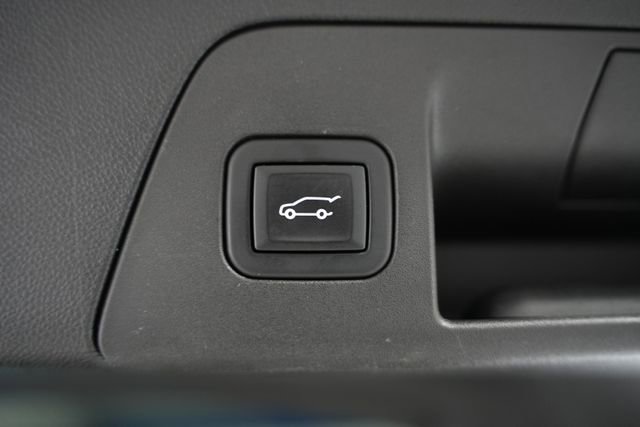 Used 2023 Buick Envision Avenir AWD/4WD image 11