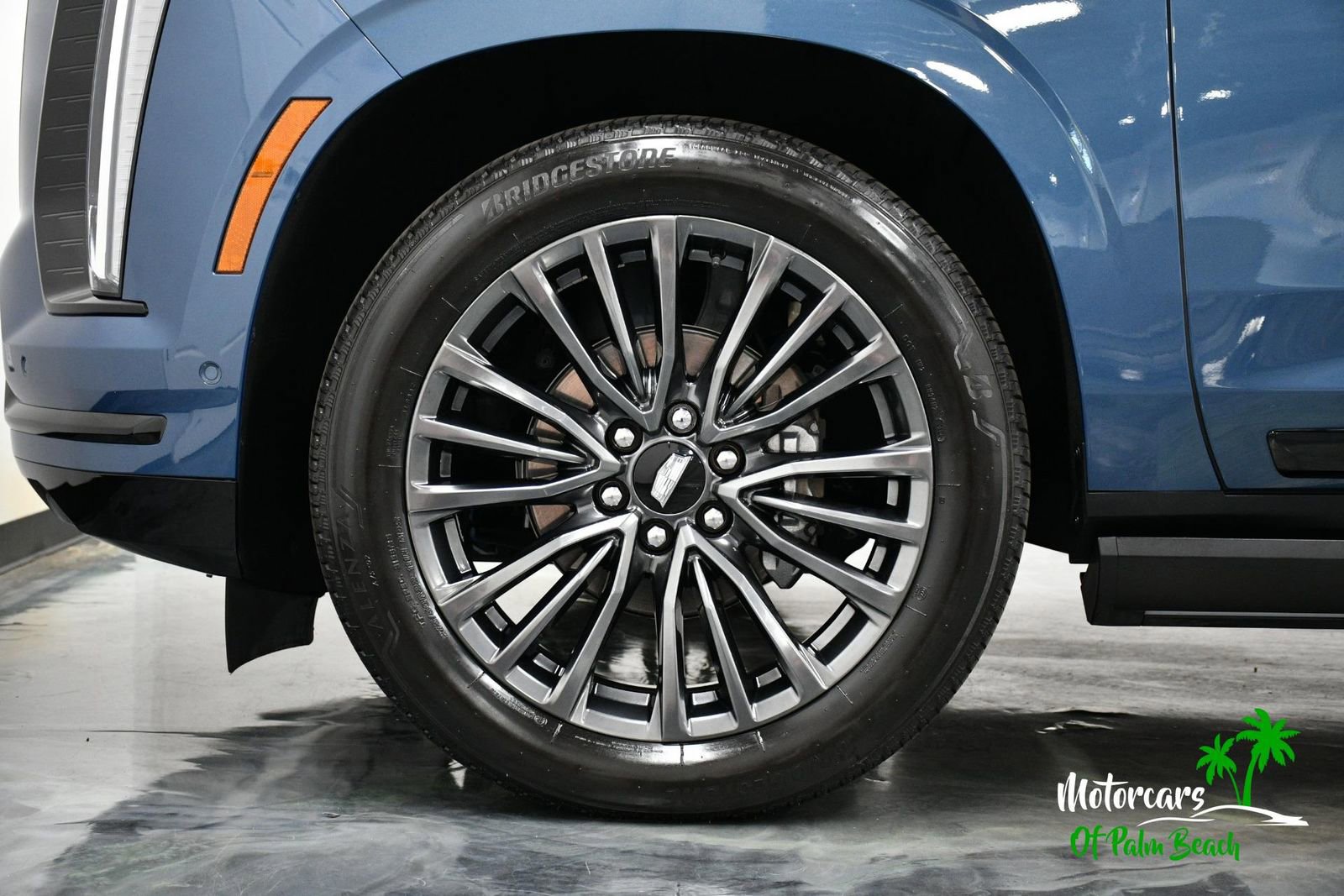 Used 2025 Cadillac Escalade Sport Platinum AWD/4WD image 5