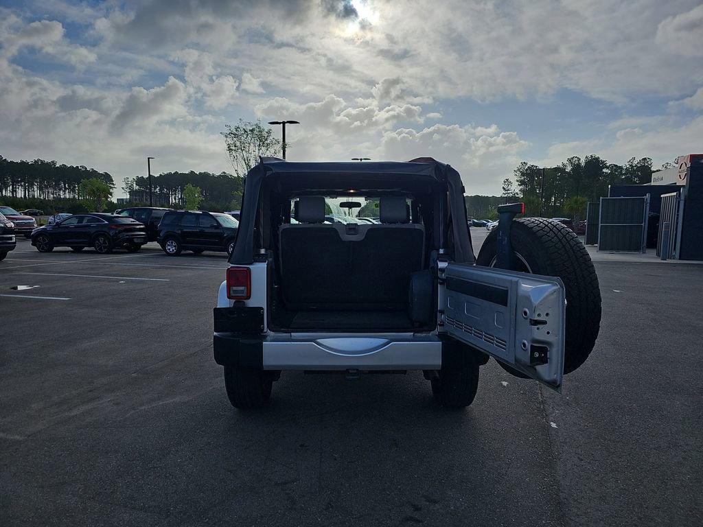 Used 2008 Jeep Wrangler Sahara w/ PWR Convenience Group AWD/4WD image 17