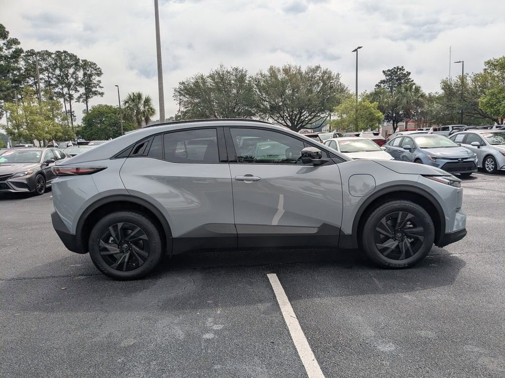 New 2026 Toyota C-HR AWD/4WD image 3