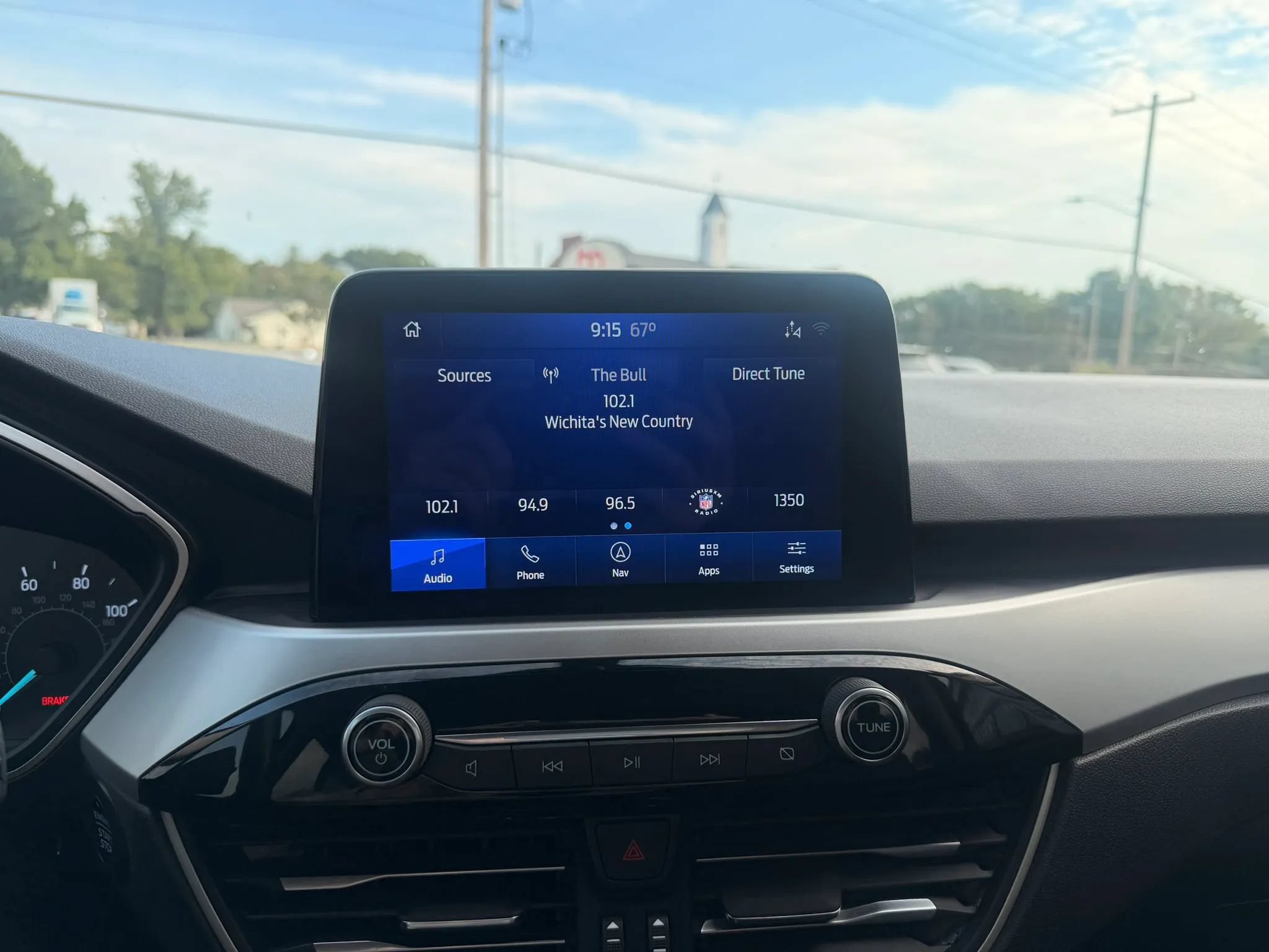 Used 2020 Ford Escape SEL AWD/4WD image 15