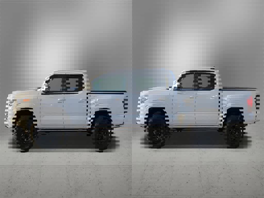 Used 2019 Toyota Tacoma SR w/ SR Convenience Package image 3