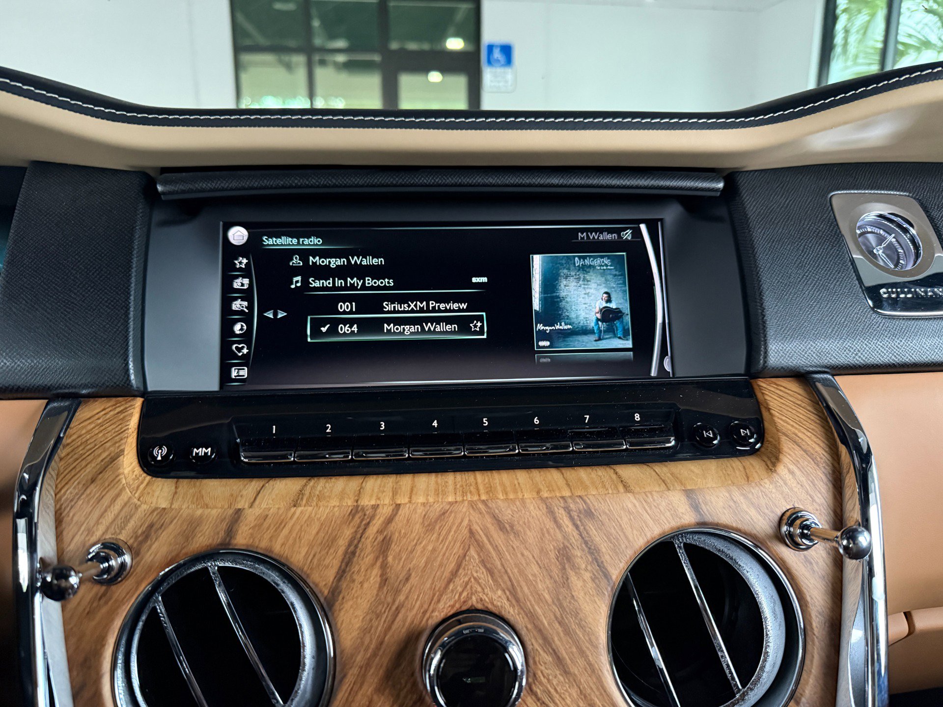 Used 2022 Rolls-Royce Cullinan AWD/4WD image 44