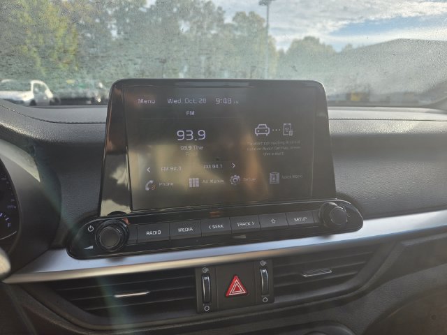 Used 2024 Kia Forte LXS FWD image 5
