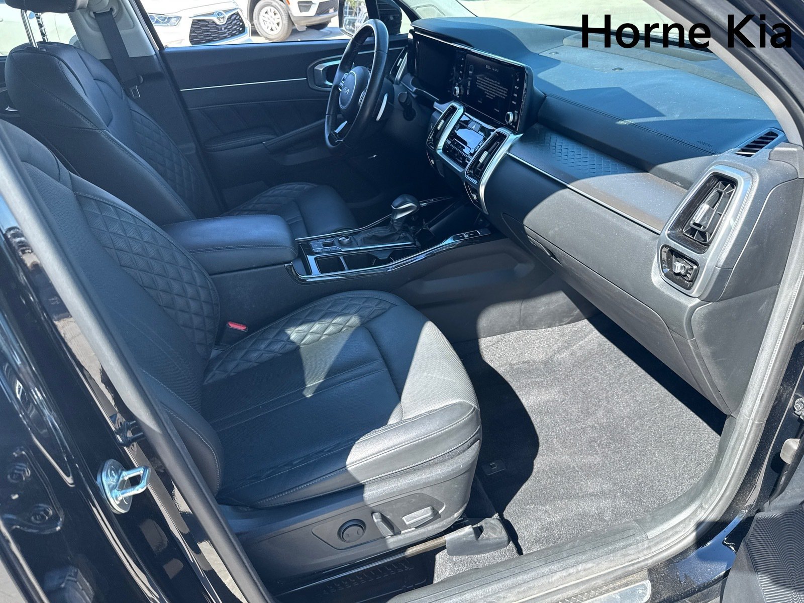 Certified 2023 Kia Sorento SX AWD/4WD image 26