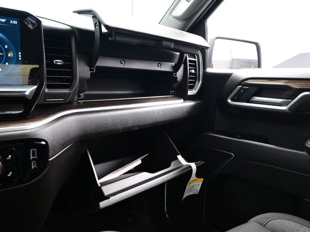 Used 2025 Chevrolet Silverado 1500 LT w/ LPO, Dark Essentials Package image 28