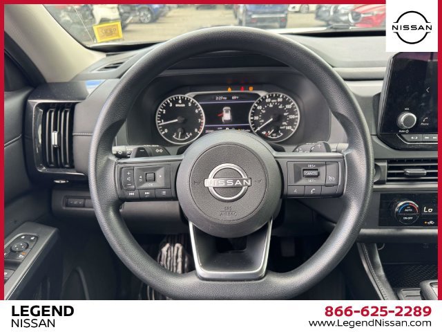 Used 2024 Nissan Pathfinder S AWD/4WD image 15