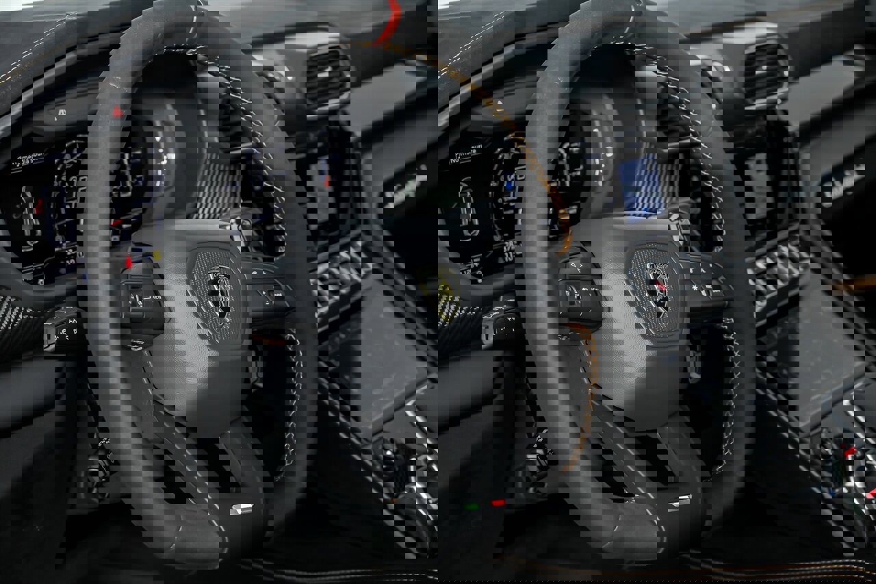 Used 2024 Lamborghini Urus Performante image 27