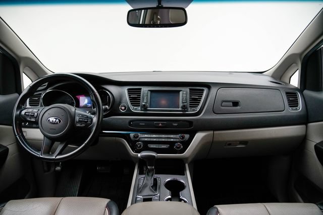 Used 2020 Kia Sedona EX FWD image 27