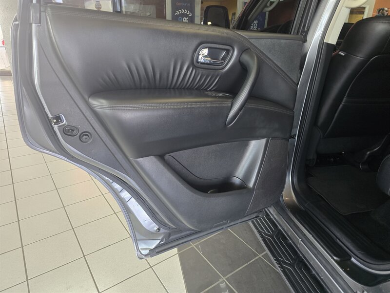 Used 2022 Nissan Armada SV RWD image 10