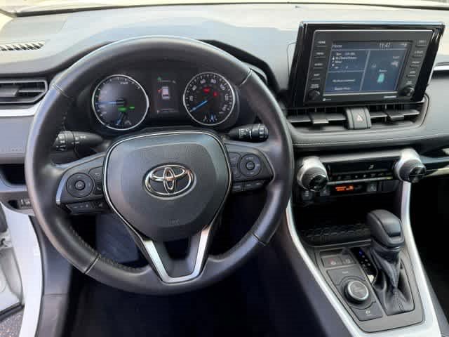 Used 2020 Toyota RAV4 XLE w/ Convenience Package AWD/4WD image 7