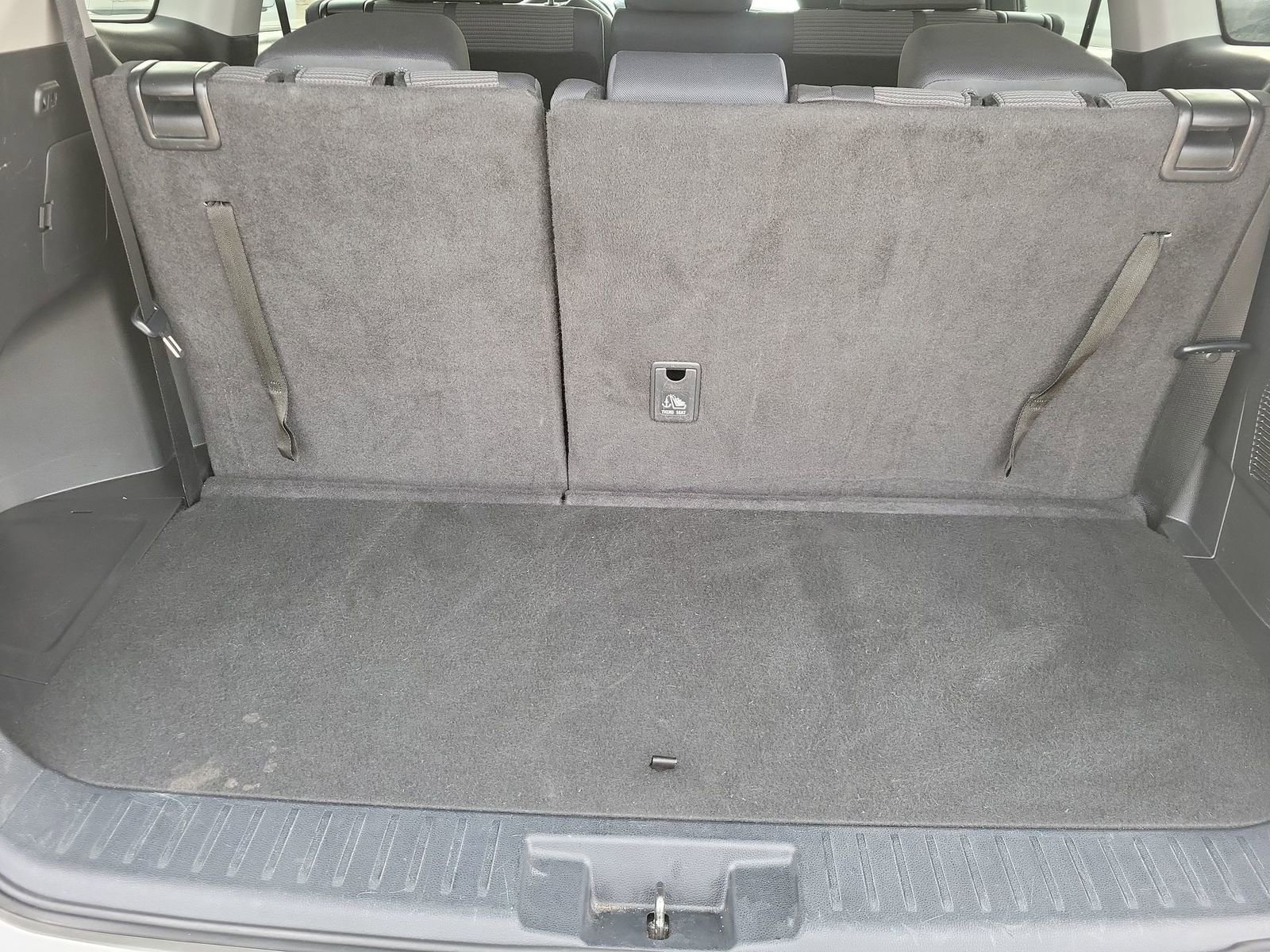 Used 2024 Toyota Highlander LE image 24