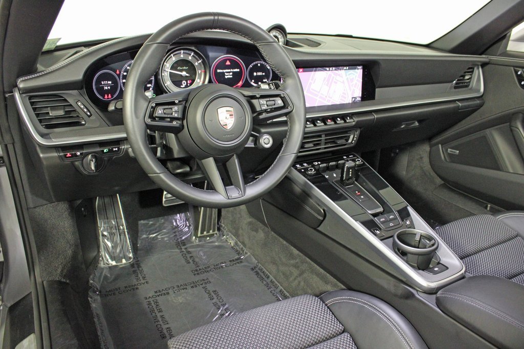 Used 2021 Porsche 911 Turbo image 4