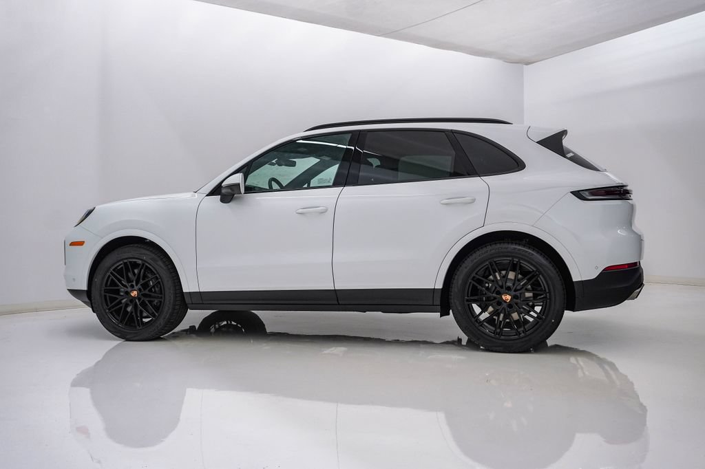 New 2026 Porsche Cayenne AWD/4WD image 2