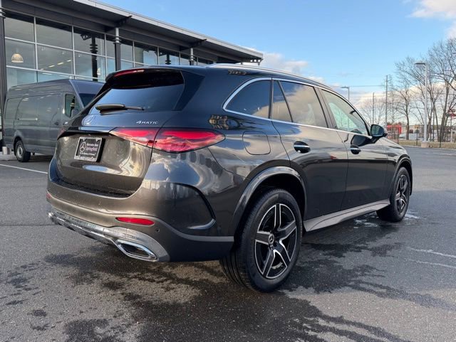 Certified 2025 Mercedes-Benz GLC 300 4MATIC image 7