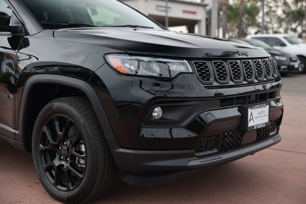 New 2026 Jeep Compass Latitude image 7