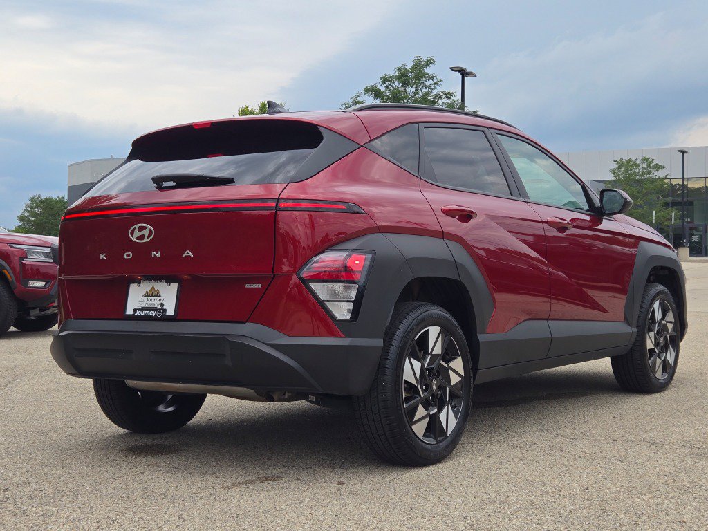 Used 2025 Hyundai Kona SEL AWD/4WD image 11