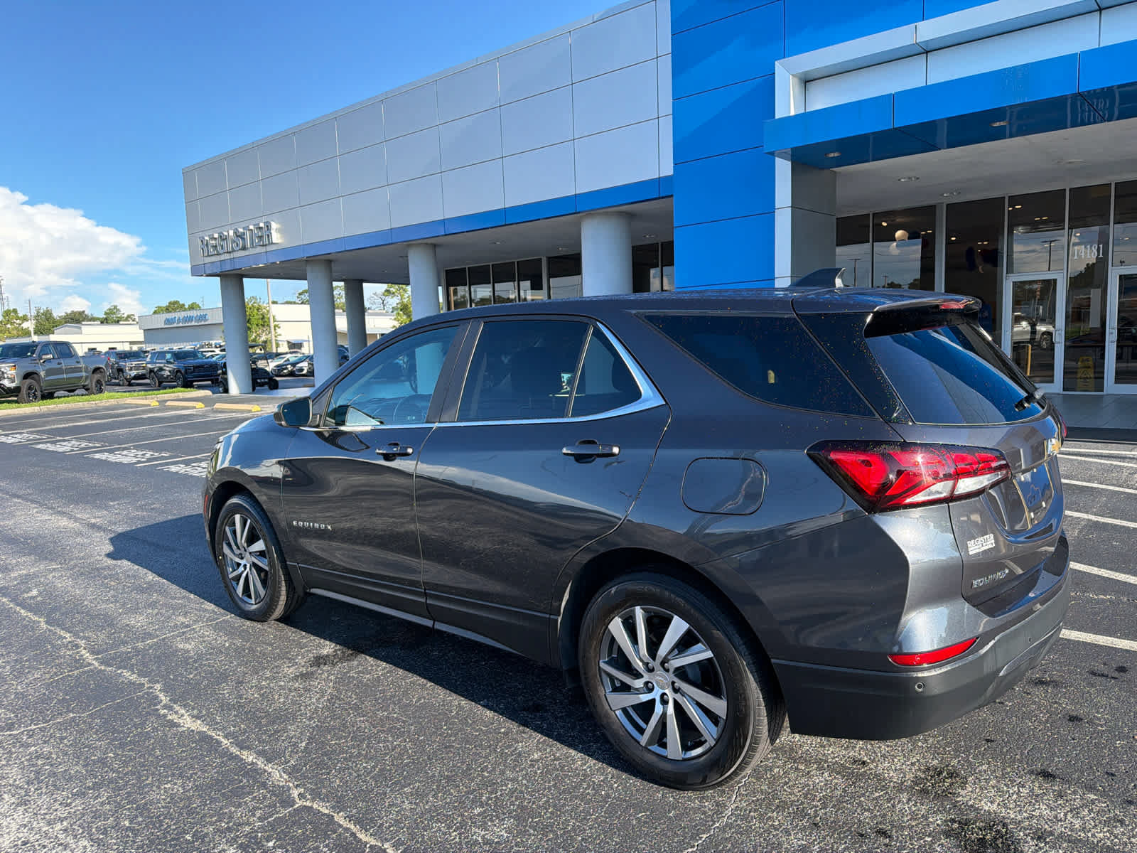 Used 2022 Chevrolet Equinox LT FWD image 3