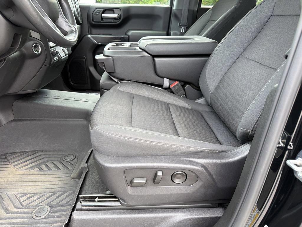 Used 2024 Chevrolet Silverado 1500 Custom Trail Boss w/ Midnight Edition AWD/4WD image 14