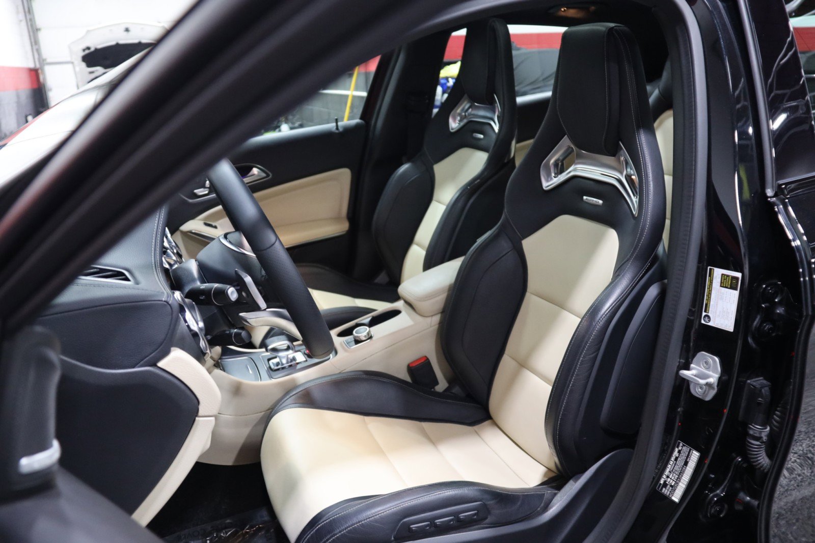 Used 2018 Mercedes-Benz GLA 45 AMG 4MATIC w/ Multimedia Package image 39