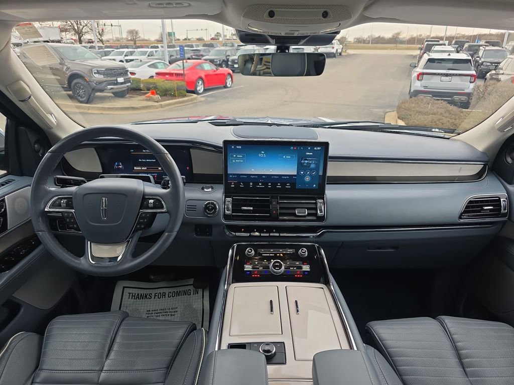Used 2022 Lincoln Navigator Black Label image 20