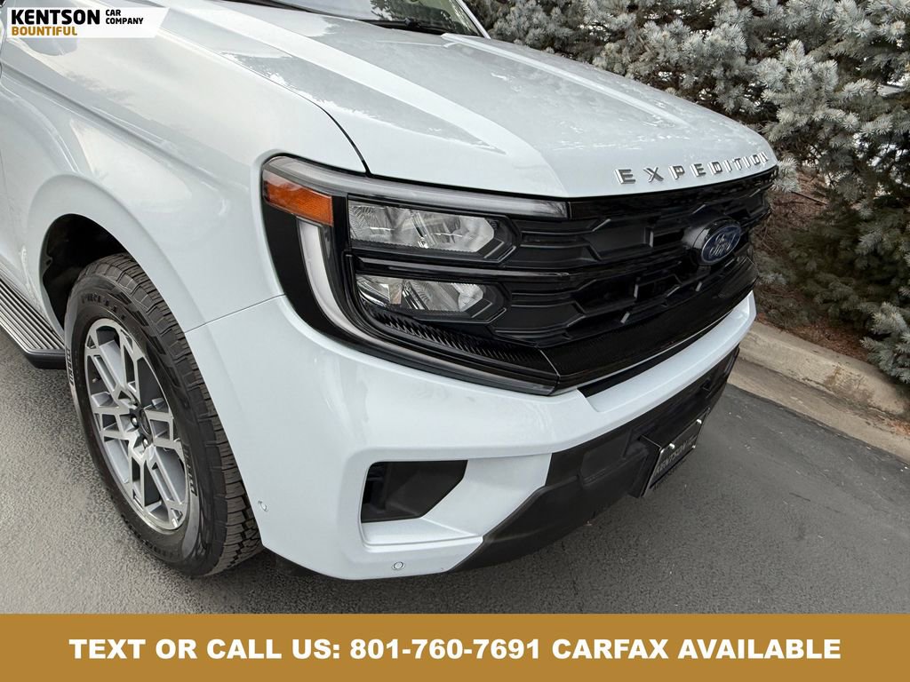 Used 2025 Ford Expedition Max Active image 15