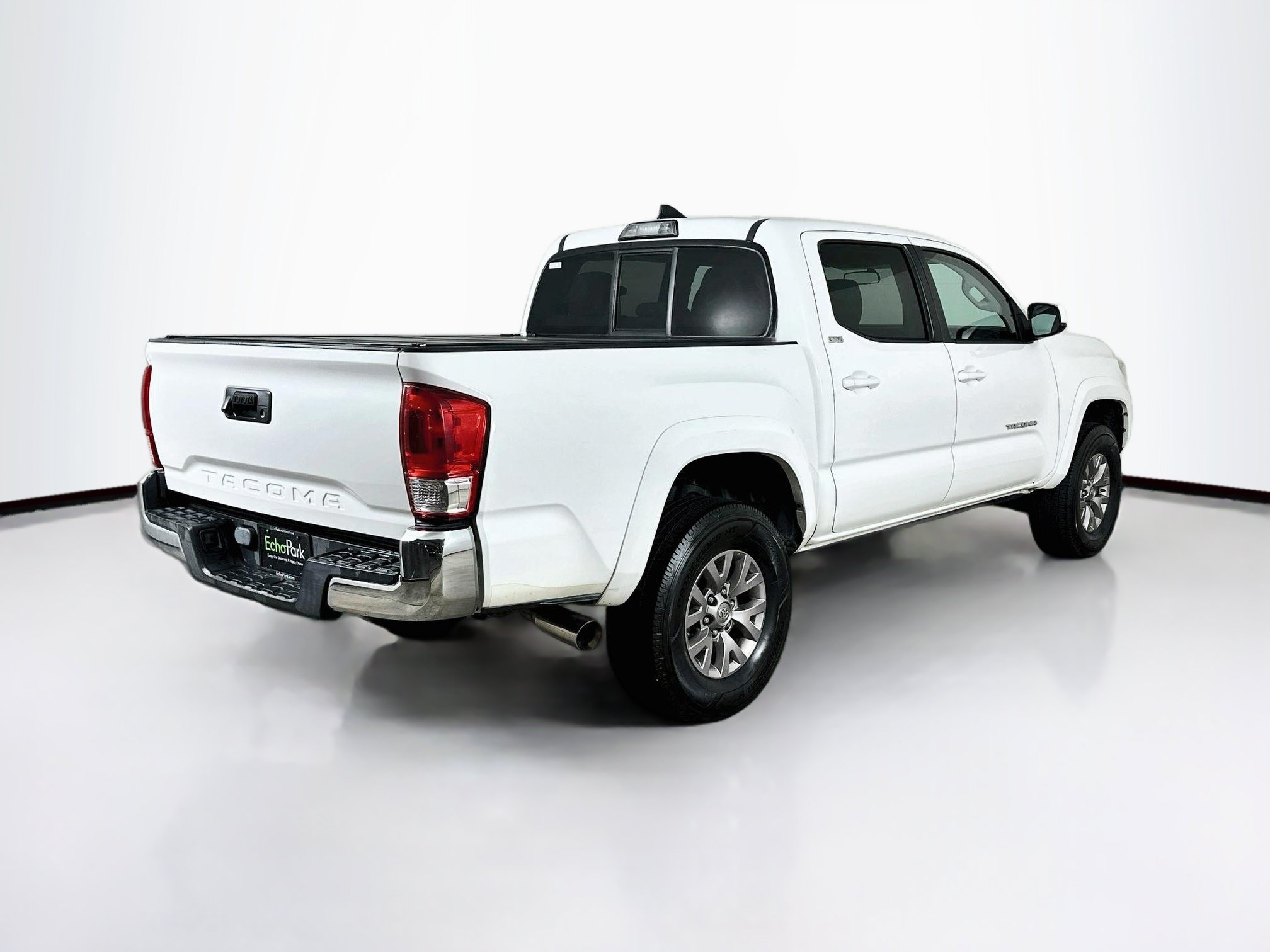 Used 2016 Toyota Tacoma SR5 RWD image 9