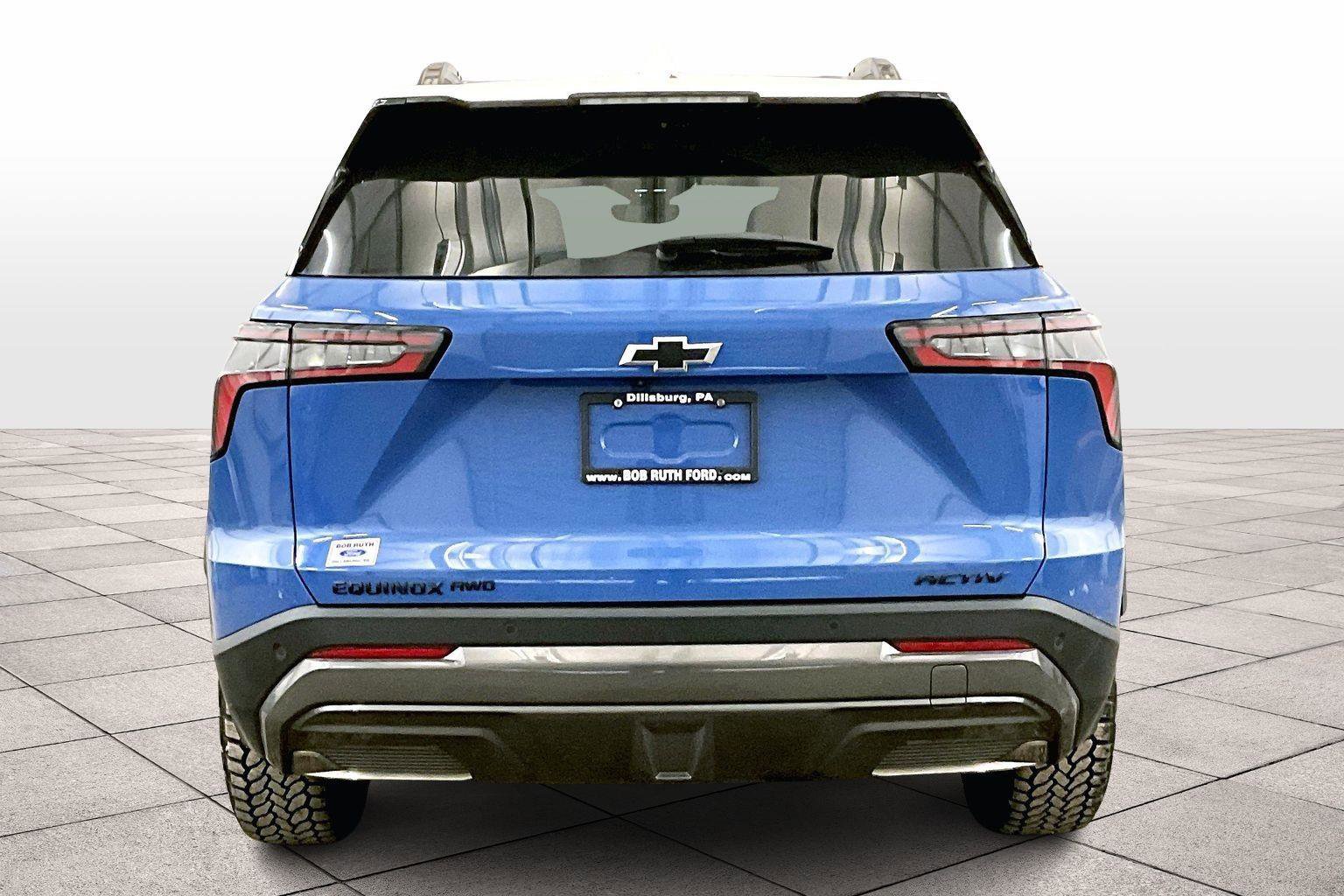 Used 2025 Chevrolet Equinox ACTIV w/ Safety and Technology Package image 4