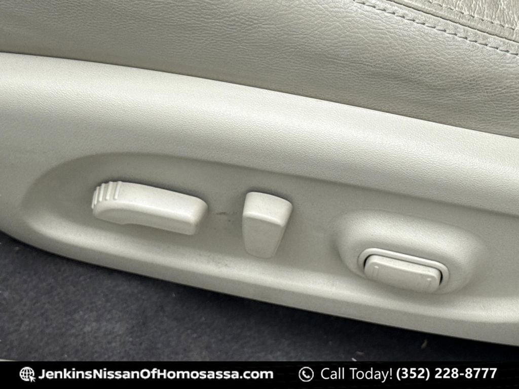 Certified 2018 Nissan Murano SL w/ Cargo Package image 30