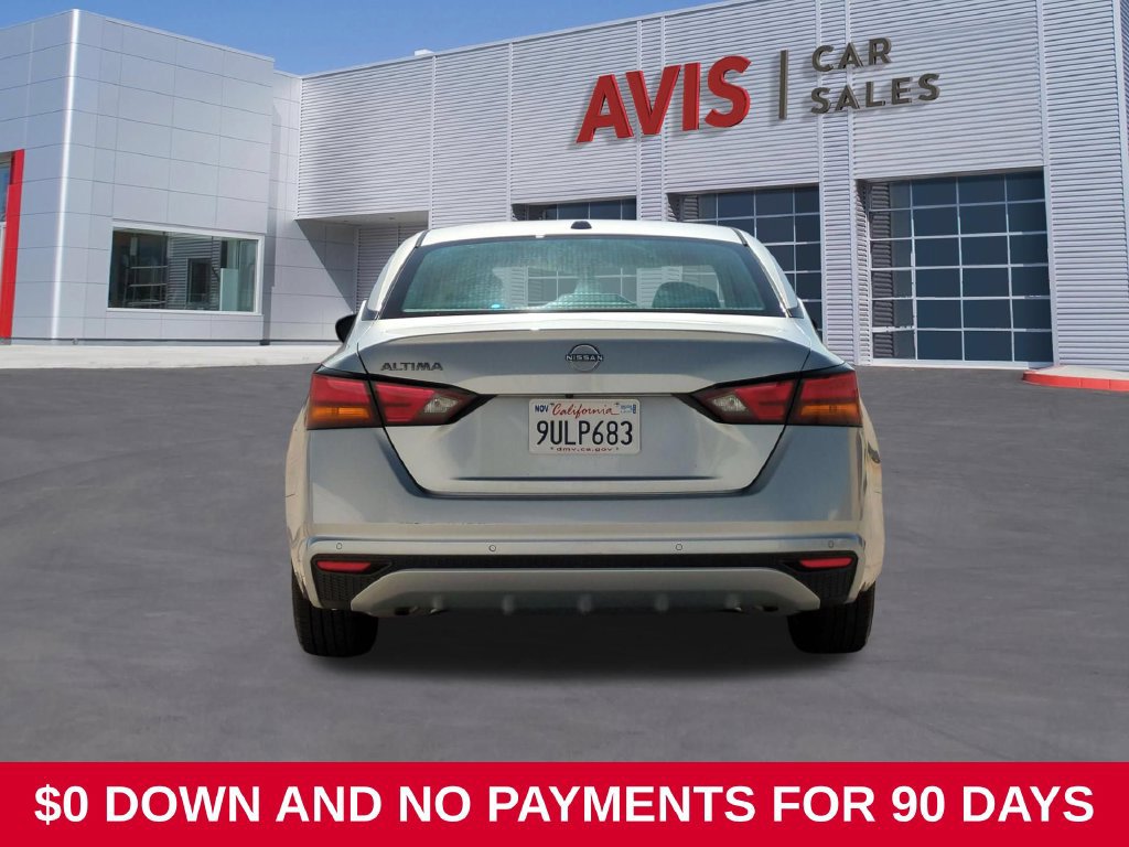 Used 2025 Nissan Altima 2.5 SV FWD image 7