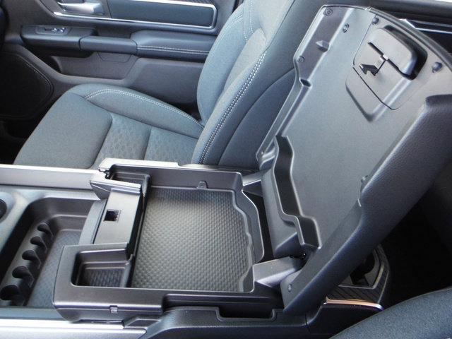 New 2027 RAM 1500 4x4 Crew Cab image 27