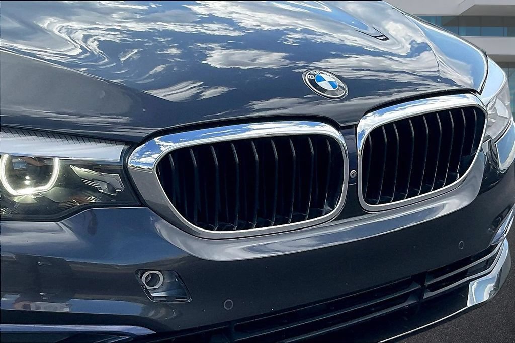 Used 2019 BMW 540i xDrive w/ Convenience Package AWD/4WD image 32
